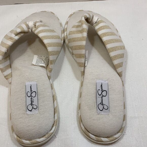 Jessica Simpson XL (9-10) house slippers - Picture 2 of 6